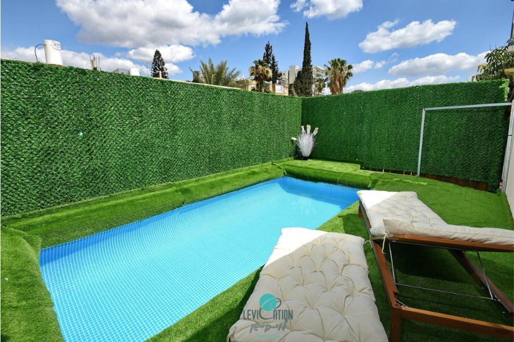 Levication 2 Bedrooms Pool&Jacuzzi 提比里亞 外观 照片